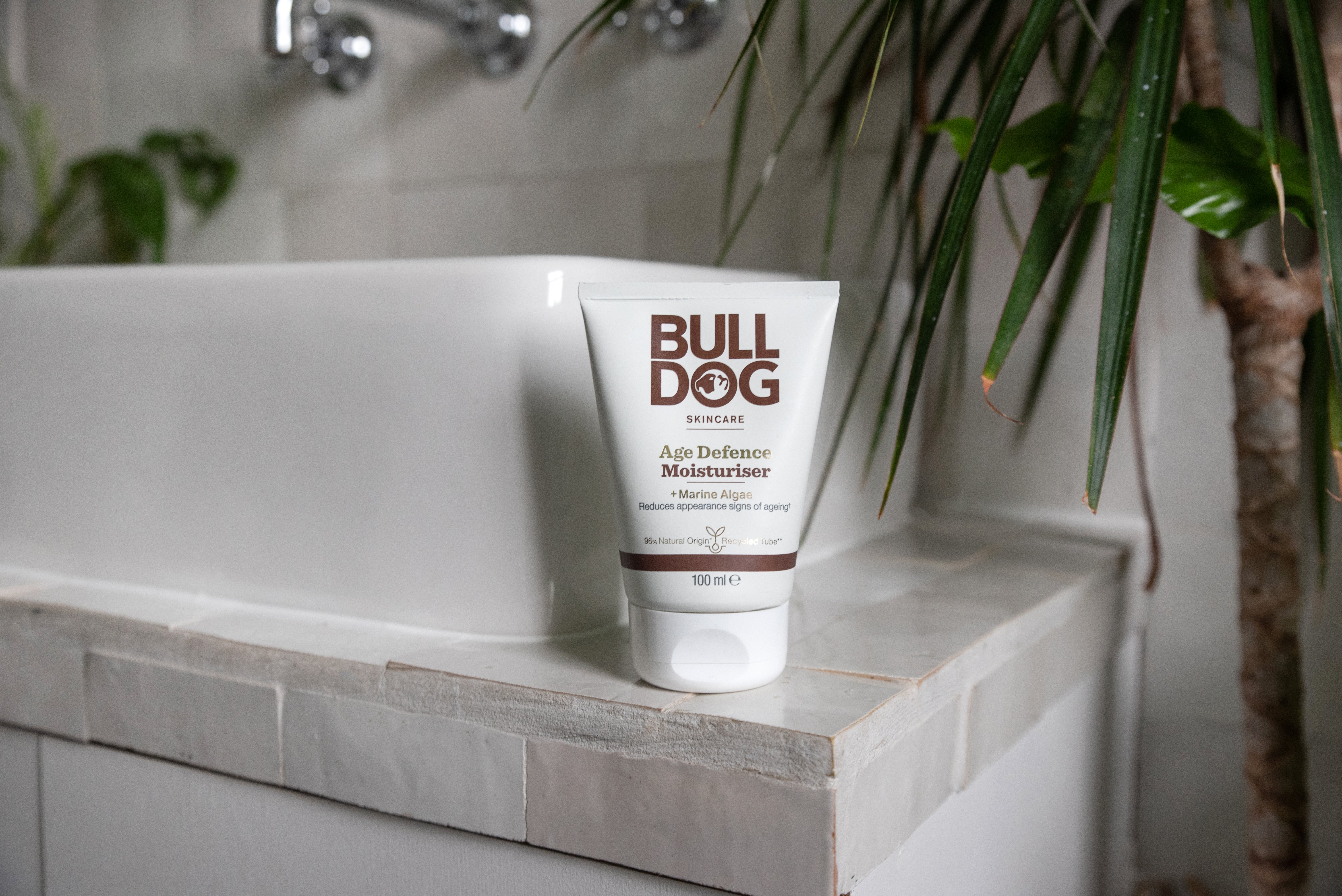 Age Defence Moisturiser - Image 9