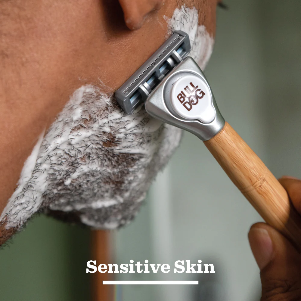 Sensitive Foaming Shave Gel - Image 4